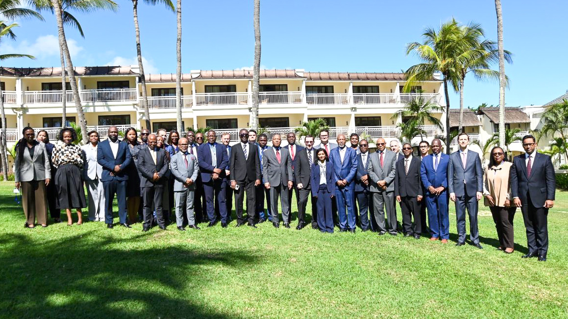 Participation du Gouverneur de la BCEAO à la réunion semestrielle du Groupe Consultatif Régional pour l'Afrique subsaharienne du Conseil de Stabilité Financière à Maurice