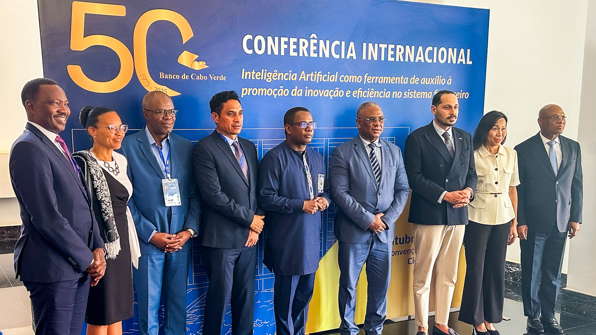 Conférence internationale sur l’intelligence artificielle à Praia : Photo de famille