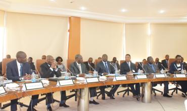 Rencontre entre le Gouverneur de lans Professionnelles des Banques et Etablissement